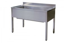 lavello lavapentole inox aperto su gambe